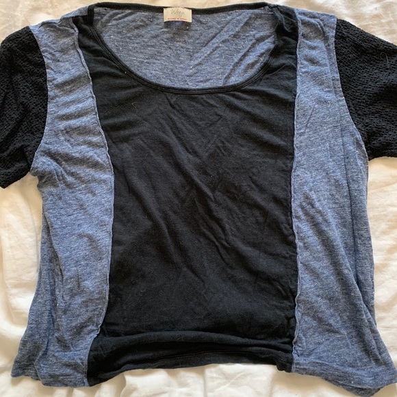 Color Block Tshirt - Picture 4 of 4